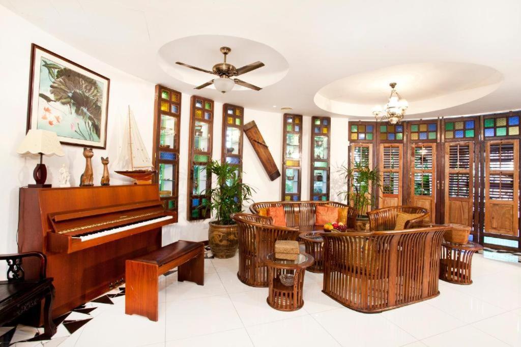 Oyo 90855 Vince Villa Bukit Mertajam Dış mekan fotoğraf