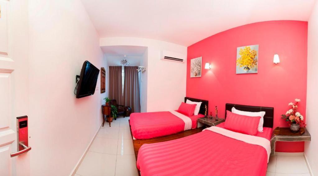 Oyo 90855 Vince Villa Bukit Mertajam Dış mekan fotoğraf