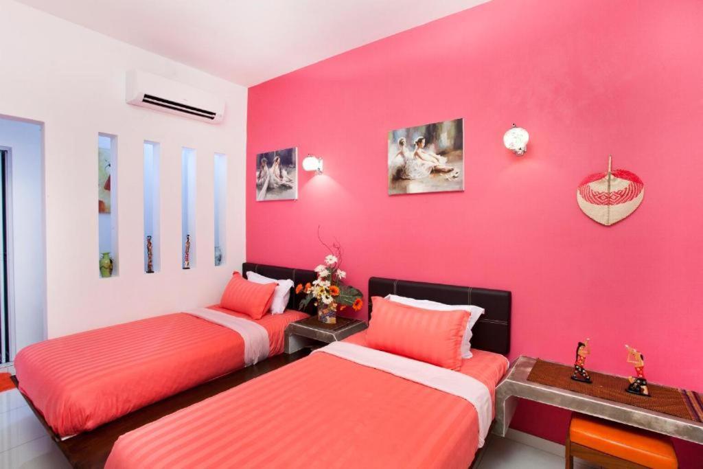 Oyo 90855 Vince Villa Bukit Mertajam Dış mekan fotoğraf